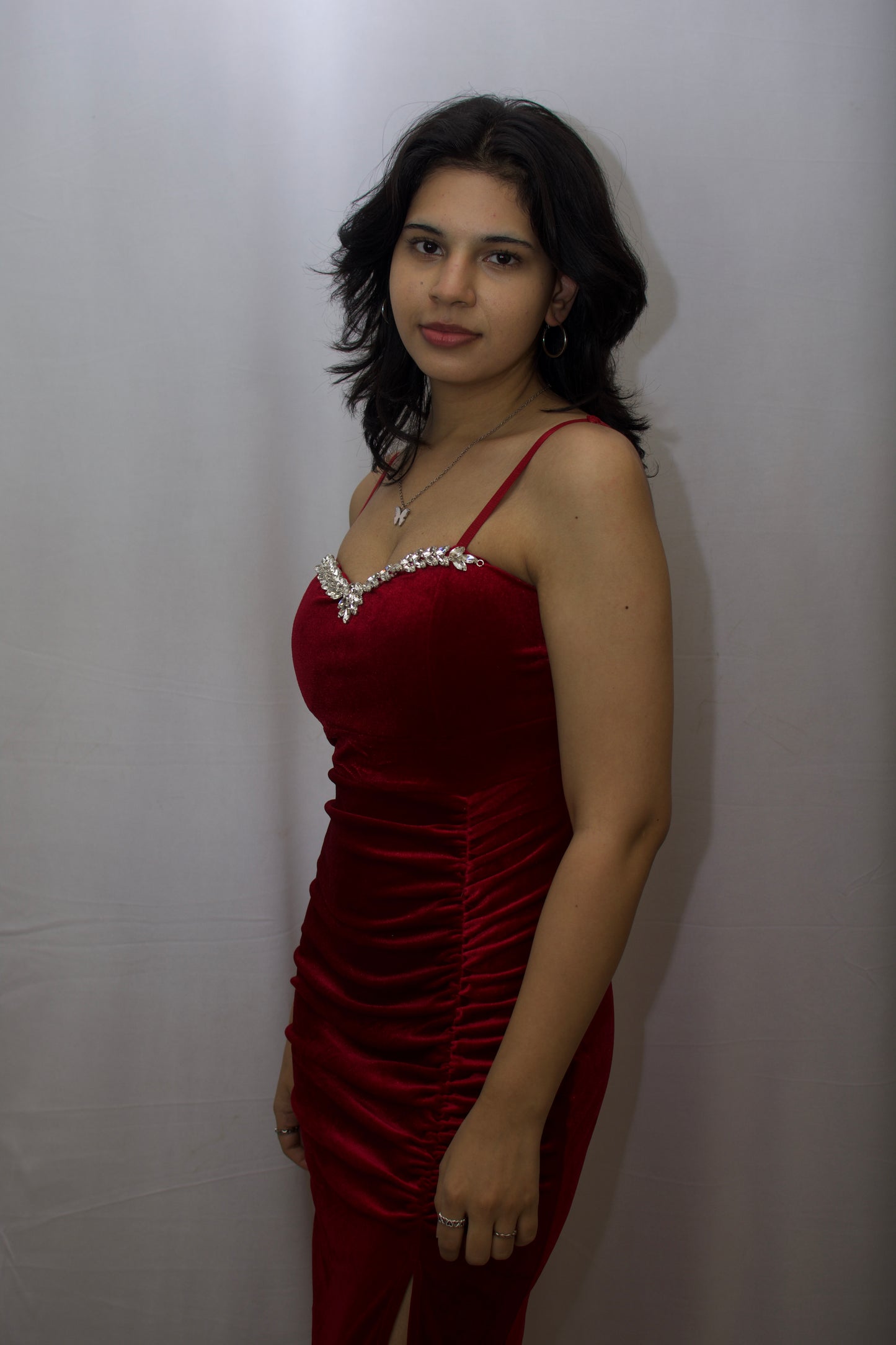 Diamond Line Velvet Midi Dress - Red