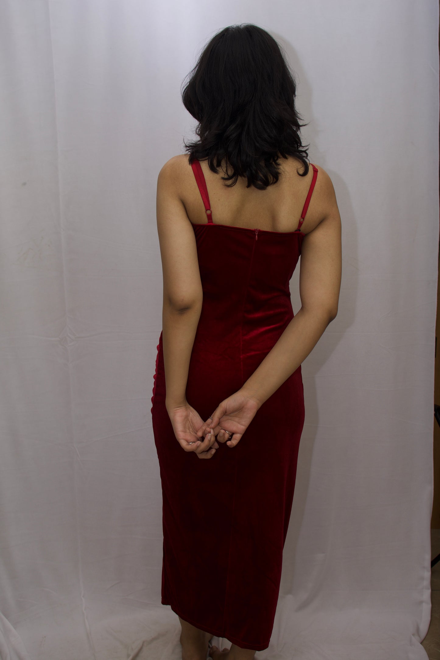 Diamond Line Velvet Midi Dress - Red