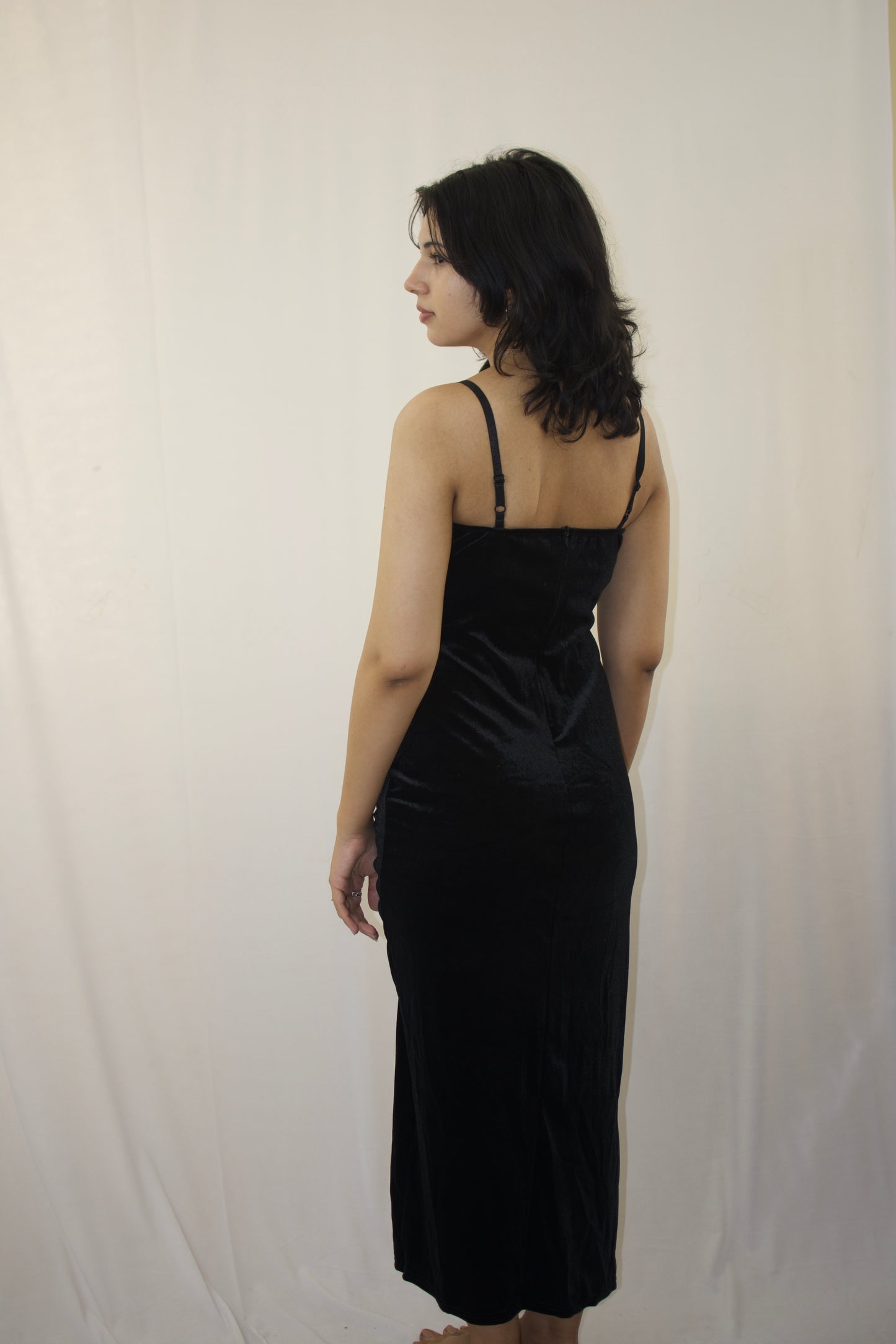 Diamond Line Velvet Midi Dress